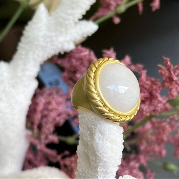 Dolomite 18k Button Sheila Fajl GLOW Masterpiece Statement Cocktail Ring - Picture 3 of 14